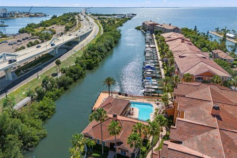 Condo in Tampa, Florida, 1 bedroom № 2151193 - photo 4