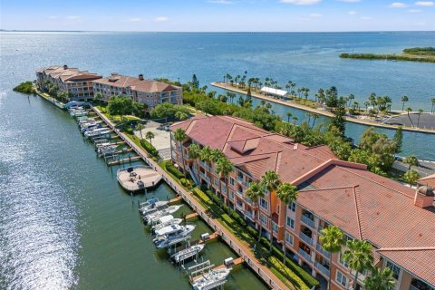 Condo in Tampa, Florida, 1 bedroom № 2151193 - photo 5