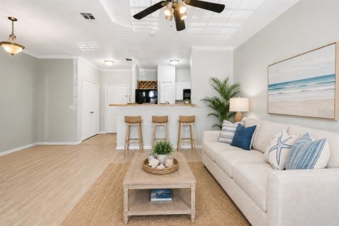 Condo in Tampa, Florida, 1 bedroom № 2151193 - photo 2