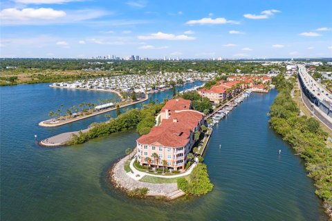 Condo in Tampa, Florida, 1 bedroom  № 2151193