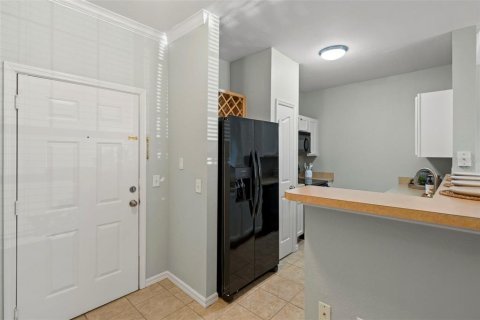 Condo in Tampa, Florida, 1 bedroom № 2151193 - photo 12