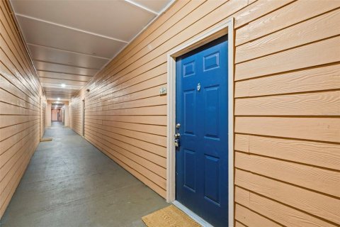 Condo in Tampa, Florida, 1 bedroom № 2151193 - photo 26
