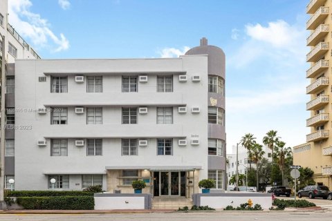 Copropriété à louer à Miami Beach, Floride: 1 chambre, 37.44 m2 № 1859618 - photo 9