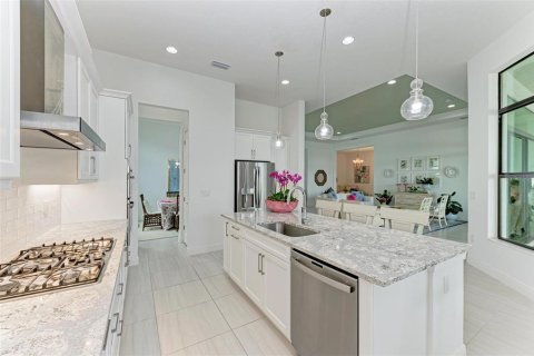 House in Sarasota, Florida 2 bedrooms, 256.87 sq.m. № 1557430 - photo 21