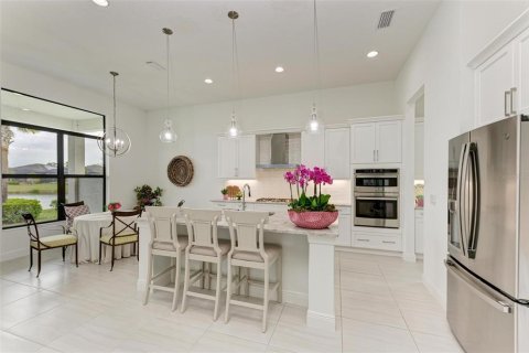House in Sarasota, Florida 2 bedrooms, 256.87 sq.m. № 1557430 - photo 18