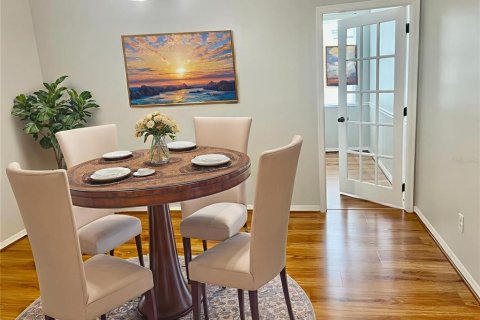House in Orlando, Florida 4 bedrooms, 203.64 sq.m. № 1858319 - photo 3