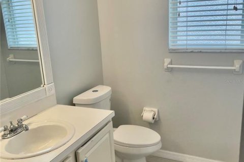 House in Orlando, Florida 4 bedrooms, 203.64 sq.m. № 1858319 - photo 5