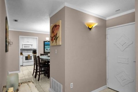 Copropriété à vendre à Dunedin, Floride: 2 chambres, 86.4 m2 № 2233209 - photo 5