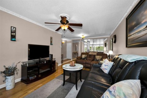 Copropriété à vendre à Dunedin, Floride: 2 chambres, 86.4 m2 № 2233209 - photo 11