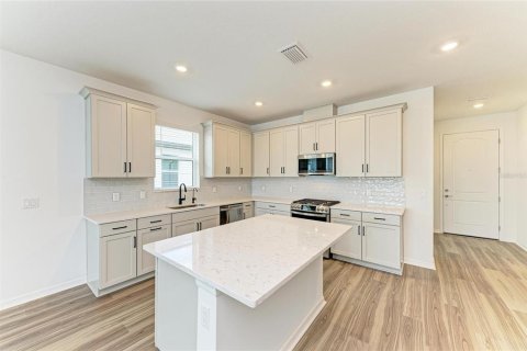 House in Lakewood Ranch, Florida 2 bedrooms, 155.33 sq.m. № 1882709 - photo 12