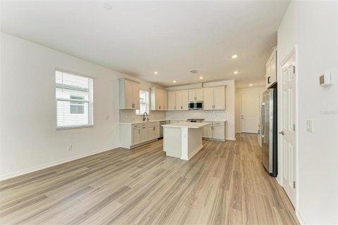 House in Lakewood Ranch, Florida 2 bedrooms, 155.33 sq.m. № 1882709 - photo 20