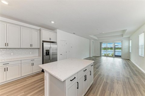House in Lakewood Ranch, Florida 2 bedrooms, 155.33 sq.m. № 1882709 - photo 16