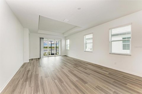 House in Lakewood Ranch, Florida 2 bedrooms, 155.33 sq.m. № 1882709 - photo 18
