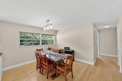 Villa ou maison à vendre à Clearwater, Floride: 2 chambres, 106.28 m2 № 1909956 - photo 8