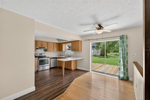 Casa en venta en Clearwater, Florida, 2 dormitorios, 106.28 m2 № 1909956 - foto 10