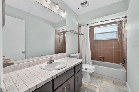 Villa ou maison à vendre à Clearwater, Floride: 2 chambres, 106.28 m2 № 1909956 - photo 29