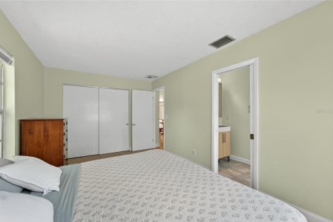 Villa ou maison à vendre à Clearwater, Floride: 2 chambres, 106.28 m2 № 1909956 - photo 22