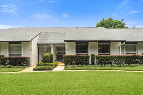 Condo in Maitland, Florida, 3 bedrooms № 2100057