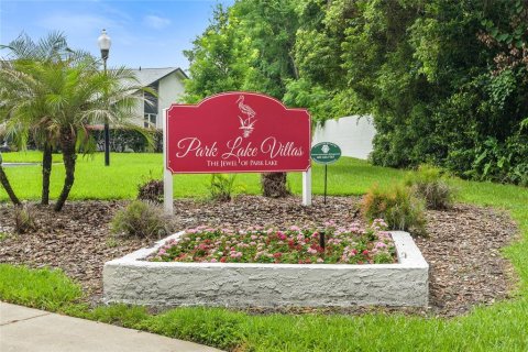 Condo in Maitland, Florida, 3 bedrooms  № 2100057 - photo 23