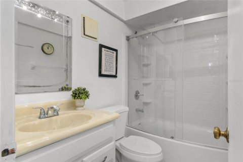 Condo in Maitland, Florida, 3 bedrooms  № 2100057 - photo 14