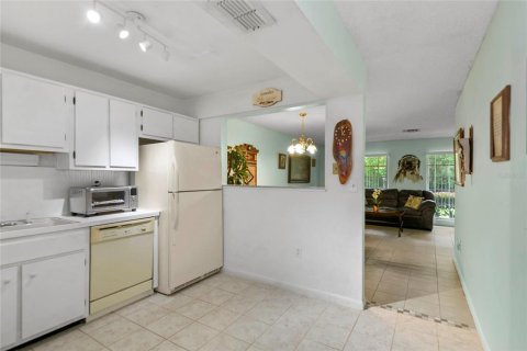 Condo in Maitland, Florida, 3 bedrooms  № 2100057 - photo 7
