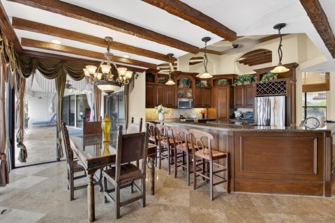 House in Boca Raton, Florida 4 bedrooms, 308.16 sq.m. № 2258171 - photo 10