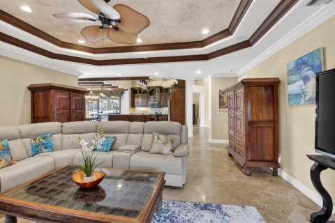 House in Boca Raton, Florida 4 bedrooms, 308.16 sq.m. № 2258171 - photo 3