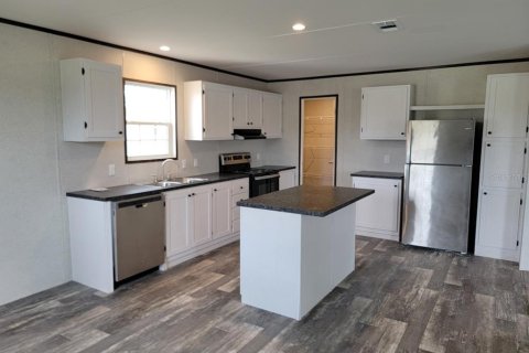 Apartment in Punta Gorda, Florida 3 bedrooms, 128.86 sq.m. № 1913085 - photo 6