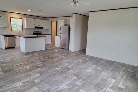 Apartment in Punta Gorda, Florida 3 bedrooms, 128.86 sq.m. № 1913085 - photo 4