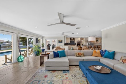 Villa ou maison à vendre à Clearwater, Floride: 3 chambres, 270.72 m2 № 2431647 - photo 14