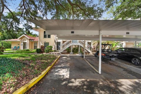 Condo in Sun City Center, Florida, 2 bedrooms  № 2098280 - photo 2