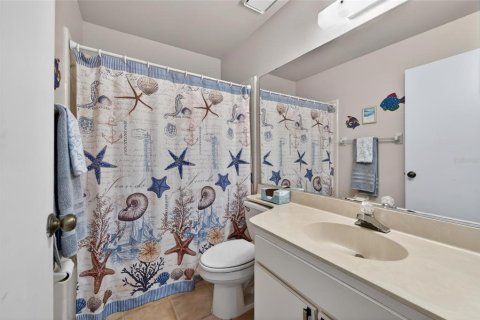Condo in Sun City Center, Florida, 2 bedrooms  № 2098280 - photo 23