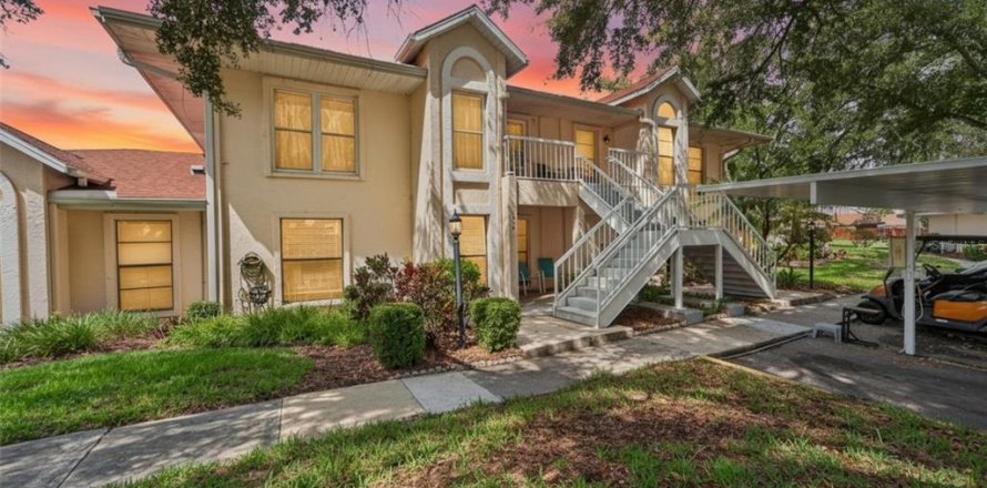 Condo in Sun City Center, Florida, 2 bedrooms  № 2098280