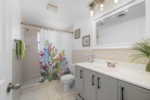 House in Port Charlotte, Florida 2 bedrooms, 148.64 sq.m. № 1584774 - photo 30