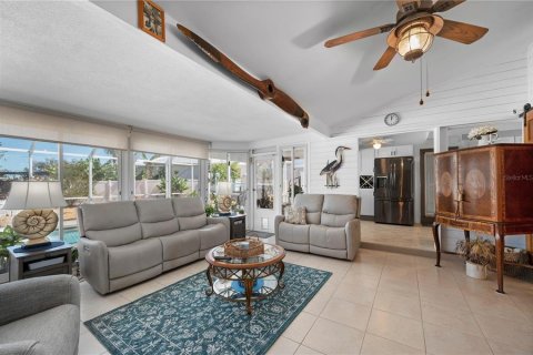 House in Port Charlotte, Florida 2 bedrooms, 148.64 sq.m. № 1584774 - photo 22