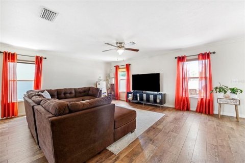 House in Spring Hill, Florida 4 bedrooms, 231.42 sq.m. № 1826430 - photo 7