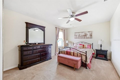 House in Spring Hill, Florida 4 bedrooms, 231.42 sq.m. № 1826430 - photo 22
