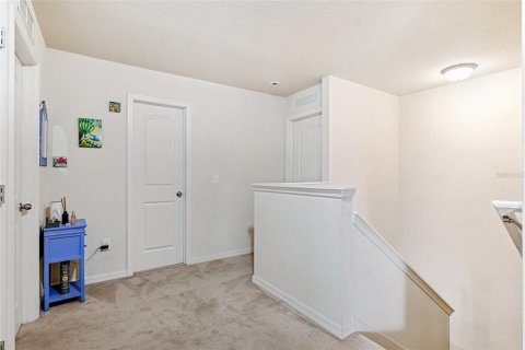 House in Spring Hill, Florida 4 bedrooms, 231.42 sq.m. № 1826430 - photo 17