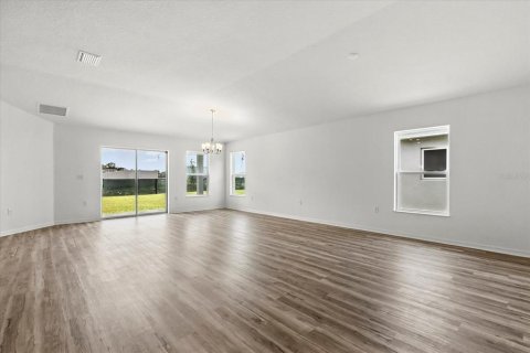 House in Lake Wales, Florida 4 bedrooms, 184.78 sq.m. № 1409495 - photo 7