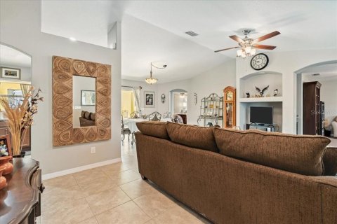 Casa en venta en North Port, Florida, 3 dormitorios, 147.53 m2 № 1886052 - foto 4