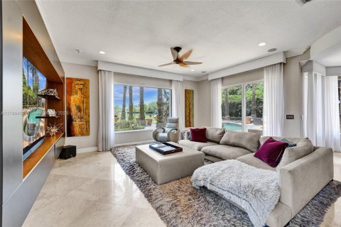 Villa ou maison à vendre à Davie, Floride: 6 chambres, 492.85 m2 № 1756688 - photo 19