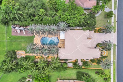 Villa ou maison à vendre à Davie, Floride: 6 chambres, 492.85 m2 № 1756688 - photo 2