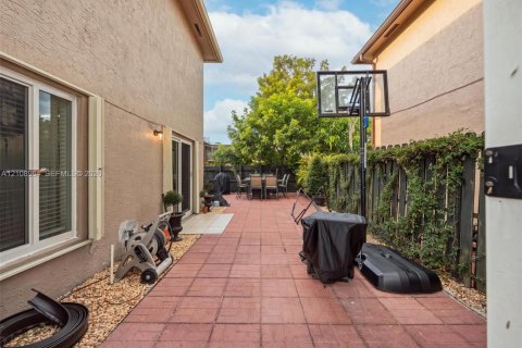 Casa en venta en Tamarac, Florida, 3 dormitorios, 131.46 m2 № 2429750 - foto 18
