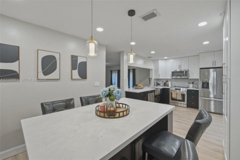 Casa en venta en Tamarac, Florida, 3 dormitorios, 131.46 m2 № 2429750 - foto 9