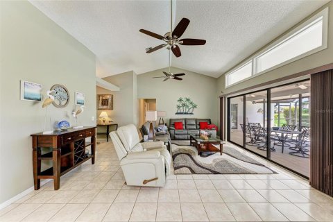 Casa en venta en Bradenton, Florida, 3 dormitorios, 188.78 m2 № 1907452 - foto 10