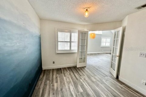 Condo in Altamonte Springs, Florida, 2 bedrooms  № 1528272 - photo 12