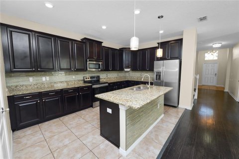 Casa en venta en Land O' Lakes, Florida, 4 dormitorios, 238.02 m2 № 1564112 - foto 5