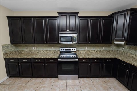 Casa en venta en Land O' Lakes, Florida, 4 dormitorios, 238.02 m2 № 1564112 - foto 24