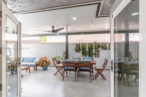 Villa ou maison à vendre à Miami, Floride: 3 chambres, 128.67 m2 № 1933047 - photo 26