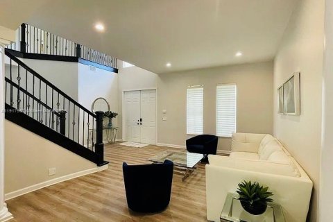 Купить виллу или дом в Стьюарт, Флорида 5 спален, 331.1м2, № 1972646 - фото 10